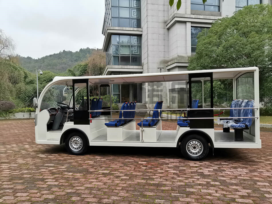 18座内燃观光车(NL-GQ18B)实景图2